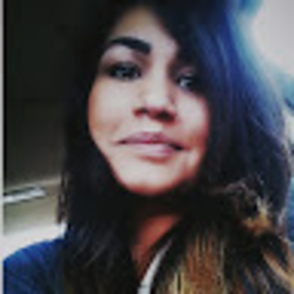 Meet your Posher, Chloe